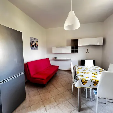 アパート Da Angela